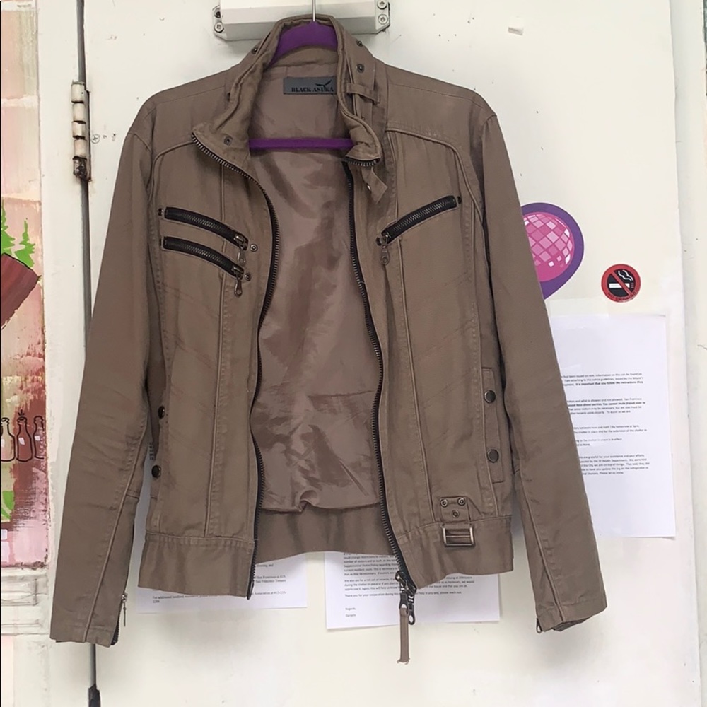 Size medium unisex jacket